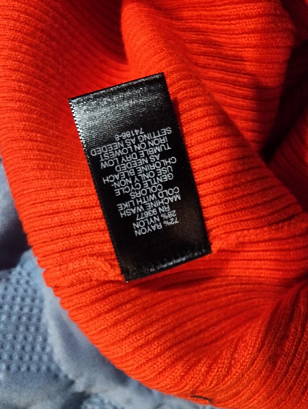 BOLD elements Ribbed Knit Top in Red - Picture 3 of 6